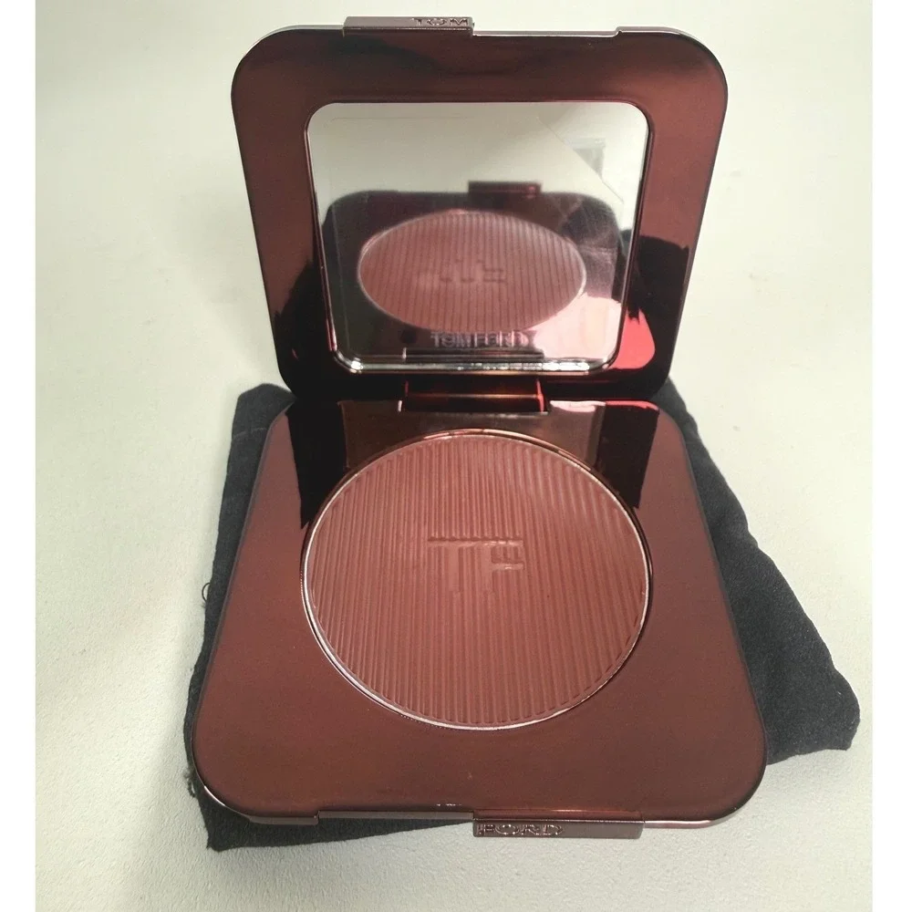 Tom Ford Blush Compact 01 Cafe Blush Luxury Velvet Cream Compact Designer
